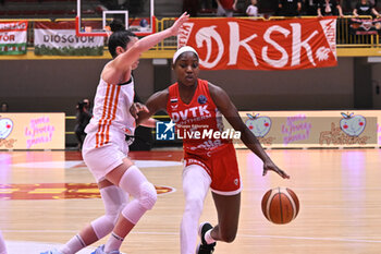 2024-11-21 - Actions of Kaila Charles ( DVTK) during the match between Famila Beretta Schio and DVTK Hun-term at PalaRomare - November 21, 2024, during the EuroLeague Women 2024/2025 - FAMILA BERETTA VS DVTK HUN-TERM - EUROLEAGUE WOMEN - BASKETBALL