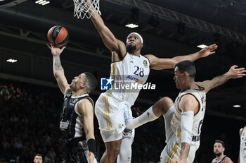 2024-03-15 - Iffe Lundberg (Segafredo Virtus Bologna) in action thwarted by Guerschon Yabusele (Real Madrid) during the Euroleague basketball championship match Segafredo Virtus Bologna Vs. Real Madrid. Bologna, March 15, 2024 at Segafredo Arena - VIRTUS SEGAFREDO BOLOGNA VS REAL MADRID - EUROLEAGUE - BASKETBALL