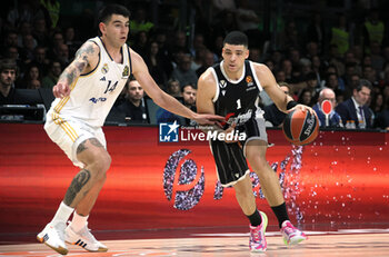 2024-03-15 - Iffe Lundberg (Segafredo Virtus Bologna) (R) in action thwarted by Gabriel Deck (Real Madrid) during the Euroleague basketball championship match Segafredo Virtus Bologna Vs. Real Madrid. Bologna, March 15, 2024 at Segafredo Arena - VIRTUS SEGAFREDO BOLOGNA VS REAL MADRID - EUROLEAGUE - BASKETBALL