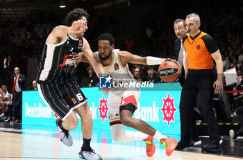 2024-02-09 - Jordan Loyd (a.s. Monaco) in action thwarted by Alessandro Pajola (Segafredo Virtus Bologna) during the Euroleague basketball championship match Segafredo Virtus Bologna Vs. a.s. Monaco. Bologna, February 09, 2024 at Segafredo Arena - VIRTUS SEGAFREDO BOLOGNA VS AS MONACO - EUROLEAGUE - BASKETBALL