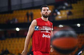2024-01-04 - 25 Alec Peters of Olympiacos Piraeus during the Euroleague, Round 19, match between Olympiacos Piraeus and AS Monaco at Peace & Friendship Stadium on January 4, 2024, in Piraeus, Greece. - OLYMPIACOS PIRAEUS VS AS MONACO - EUROLEAGUE - BASKETBALL