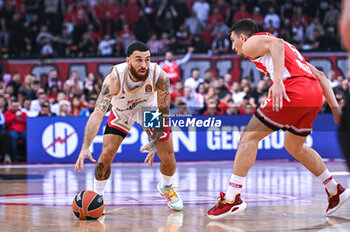 2024-01-04 - 55 Mike James of AS Monaco during the Euroleague, Round 19, match between Olympiacos Piraeus and AS Monaco at Peace & Friendship Stadium on January 4, 2024, in Piraeus, Greece - OLYMPIACOS PIRAEUS VS AS MONACO - EUROLEAGUE - BASKETBALL