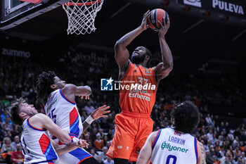 Valencia Basket vs Anadolu Efes Istanbul - EUROLEAGUE - BASKET