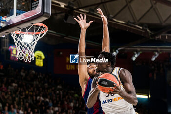 2024-01-03 - Tomas Satoransky of Fc Barcelona in action against Dzanan Musa of Real Madrid during the Turkish Airlines EuroLeague basketball match between FC Barcelona and Real Madrid on January 3, 2024 at Palau Blaugrana in Barcelona, Spain - BASKETBALL - EUROLEAGUE - FC BARCELONA V REAL MADRID - EUROLEAGUE - BASKETBALL