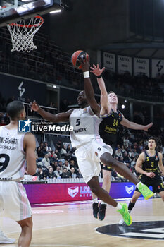 2024-01-12 - Charles KAHUDI of Lyon and Justin BEAN of Alba Berlin during the Turkish Airlines EuroLeague basketball match between LDLC ASVEL Villeurbanne and Alba Berlin on January 12, 2024 at Astroballe in Villeurbanne, France - BASKETBALL - EUROLEAGUE - ASVEL V ALBA BERLIN - EUROLEAGUE - BASKETBALL
