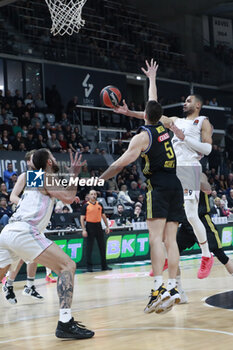 2024-01-12 - Timothe LUWAWU CABARROT of Lyon and Yanni WETZELL of Alba Berlin during the Turkish Airlines EuroLeague basketball match between LDLC ASVEL Villeurbanne and Alba Berlin on January 12, 2024 at Astroballe in Villeurbanne, France - BASKETBALL - EUROLEAGUE - ASVEL V ALBA BERLIN - EUROLEAGUE - BASKETBALL