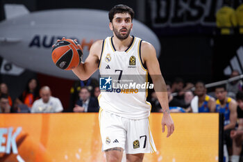 2024-01-30 - Facundo Campazzo of Real Madrid during the Turkish Airlines EuroLeague basketball match between Real Madrid and Maccabi Playtika Tel Aviv on January 30, 2024 at Wizink Center in Madrid, Spain - BASKETBALL - EUROLEAGUE - REAL MADRID V MACCABI TEL AVIV - EUROLEAGUE - BASKETBALL