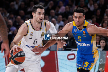 2024-01-30 - Alberto Abalde of Real Madrid and Wade Baldwin IV of Maccabi Tel Aviv during the Turkish Airlines EuroLeague basketball match between Real Madrid and Maccabi Playtika Tel Aviv on January 30, 2024 at Wizink Center in Madrid, Spain - BASKETBALL - EUROLEAGUE - REAL MADRID V MACCABI TEL AVIV - EUROLEAGUE - BASKETBALL
