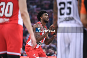 2024-03-07 - 2 Moses Wright of Olympiacos Piraeus is playing during the Euroleague, Round 28, match between Olympiacos Piraeus and Virtus Segafredo Bologna at Peace & Friendship Stadium on March 7, 2024, in Piraeus, Greece. - OLYMPIACOS BC VS VIRTUS SEGAFREDO BOLOGNA - EUROLEAGUE - BASKETBALL