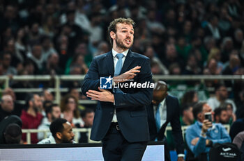 2024-03-08 - Head Coach Pierric Poupet of LDLC ASVEL Villeurbanne during the Euroleague, Round 28, match between Panathinaikos Athens and LDLC ASVEL Villeurbanne at Oaka Altion Arena on March 8, 2024, in Athens, Greece. - PANATHINAIKOS AKTOR ATHENS VS LDLC ASVEL VILLEURBANNE - EUROLEAGUE - BASKETBALL