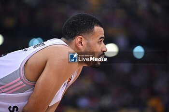 2024-03-21 - 9 Timothe Luwawu-Cabarrot of LDLC ASVEL Villeurbanne is playing during the Euroleague, Round 31, match between Olympiacos Piraeus and LDLC ASVEL Villeurbanne at Peace & Friendship Stadium on March 21, 2024, in Piraeus, Greece. - OLYMPIACOS PIRAEUS VS LDLC ASVEL VILLEURBANNE - EUROLEAGUE - BASKETBALL