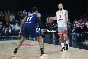 2024-03-28 - Mike JAMES of Monaco and Edwin JACKSON of Lyon during the Turkish Airlines EuroLeague basketball match between LDLC ASVEL Villeurbanne and AS Monaco on March 28, 2024 at LDLC Arena in Decines-Charpieu, France - BASKETBALL - EUROLEAGUE - ASVEL V MONACO - EUROLEAGUE - BASKETBALL