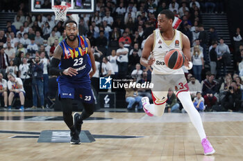 2024-03-28 - Jordan LOYD of Monaco and David LIGHTY of Lyon during the Turkish Airlines EuroLeague basketball match between LDLC ASVEL Villeurbanne and AS Monaco on March 28, 2024 at LDLC Arena in Decines-Charpieu, France - BASKETBALL - EUROLEAGUE - ASVEL V MONACO - EUROLEAGUE - BASKETBALL