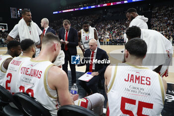 2024-03-28 - Sara OBRADOVIC coach of Monaco and Elie OKOBO of Monaco and Mike JAMES of Monaco and Donatas MOTIEJUNAS of Monaco during the Turkish Airlines EuroLeague basketball match between LDLC ASVEL Villeurbanne and AS Monaco on March 28, 2024 at LDLC Arena in Decines-Charpieu, France - BASKETBALL - EUROLEAGUE - ASVEL V MONACO - EUROLEAGUE - BASKETBALL