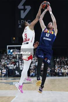 2024-03-28 - Nando DE COLO of Lyon and Jordan LOYD of Monaco during the Turkish Airlines EuroLeague basketball match between LDLC ASVEL Villeurbanne and AS Monaco on March 28, 2024 at LDLC Arena in Decines-Charpieu, France - BASKETBALL - EUROLEAGUE - ASVEL V MONACO - EUROLEAGUE - BASKETBALL