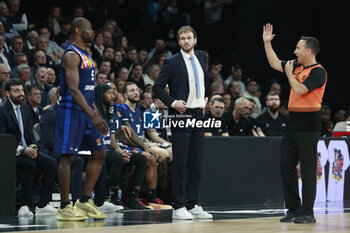 2024-03-28 - Pierric POUPET coach of Lyon and Charles KAHUDI of Lyon and referee during the Turkish Airlines EuroLeague basketball match between LDLC ASVEL Villeurbanne and AS Monaco on March 28, 2024 at LDLC Arena in Decines-Charpieu, France - BASKETBALL - EUROLEAGUE - ASVEL V MONACO - EUROLEAGUE - BASKETBALL