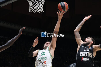 2024-10-15 - Edgar Ulanovas (Zalgiris) in action thwarted by Isaia Cordinier (Virtus Bologna) during the basketball Turkish Airlines Euroleague match between Virtus Segafredo Bologna and Zalgiris Kaunas at the Unipol Arena, Casalecchio (Bologna), Italy, October 15, 2024 - photo: Michele Nucci - SEGAFREDO VIRTUS BOLOGNA VS ZALGIRIS KAUNAS - EUROLEAGUE - BASKETBALL