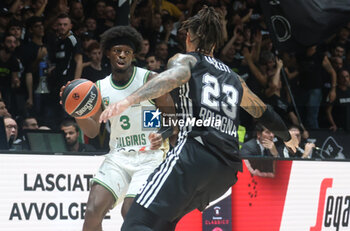 2024-10-15 - Sylvain Francisco (Zalgiris) in action thwarted by Daniel Hackett (Virtus Bologna) during the basketball Turkish Airlines Euroleague match between Virtus Segafredo Bologna and Zalgiris Kaunas at the Unipol Arena, Casalecchio (Bologna), Italy, October 15, 2024 - photo: Michele Nucci - SEGAFREDO VIRTUS BOLOGNA VS ZALGIRIS KAUNAS - EUROLEAGUE - BASKETBALL