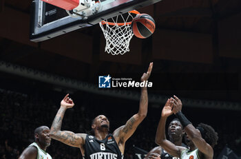 2024-10-15 - Will Clyburn (Virtus Bologna) during the basketball Turkish Airlines Euroleague match between Virtus Segafredo Bologna and Zalgiris Kaunas at the Unipol Arena, Casalecchio (Bologna), Italy, October 15, 2024 - photo: Michele Nucci - SEGAFREDO VIRTUS BOLOGNA VS ZALGIRIS KAUNAS - EUROLEAGUE - BASKETBALL