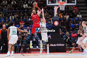 2024-10-17 - Shavon Shields (EA7 Emporio Armani Olimpia Milano) - EA7 EMPORIO ARMANI MILANO VS ZALGIRIS KAUNAS - EUROLEAGUE - BASKETBALL