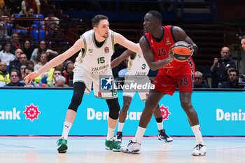 2024-10-17 - Ousmane Diop (EA7 Emporio Armani Olimpia Milano) & Laurynas Birutis (Zalgiris Kaunas) - EA7 EMPORIO ARMANI MILANO VS ZALGIRIS KAUNAS - EUROLEAGUE - BASKETBALL