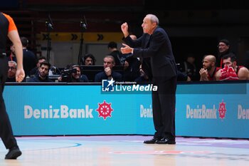 2024-10-17 - Ettore Messina, head coach EA7 Emporio Armani Olimpia Milano - EA7 EMPORIO ARMANI MILANO VS ZALGIRIS KAUNAS - EUROLEAGUE - BASKETBALL