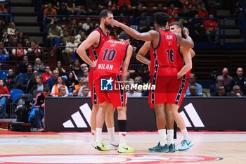 2024-10-17 - Leandro Bolmaro (EA7 Emporio Armani Olimpia Milano) & Zack LeDay (EA7 Emporio Armani Olimpia Milano) - EA7 EMPORIO ARMANI MILANO VS ZALGIRIS KAUNAS - EUROLEAGUE - BASKETBALL