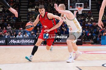 2024-10-17 - Nenad Dimitrijvevic (EA7 Emporio Armani Olimpia Milano) & Alen Smailagic (Zalgiris Kaunas) - EA7 EMPORIO ARMANI MILANO VS ZALGIRIS KAUNAS - EUROLEAGUE - BASKETBALL