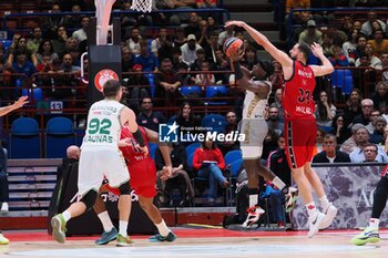 2024-10-17 - Sylvain Francisco (Zalgiris Kaunas) & Nikola Mirotic (EA7 Emporio Armani Olimpia Milano) - EA7 EMPORIO ARMANI MILANO VS ZALGIRIS KAUNAS - EUROLEAGUE - BASKETBALL