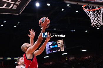 2024-10-17 - Shavon Shields (EA7 Emporio Armani Olimpia Milano) - EA7 EMPORIO ARMANI MILANO VS ZALGIRIS KAUNAS - EUROLEAGUE - BASKETBALL