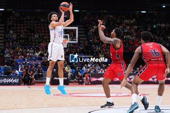 2024-10-24 - Jordan Nwora (Anadolu Efes Istanbul) - EA7 EMPORIO ARMANI MILANO VS ANADOLU EFES ISTANBUL - EUROLEAGUE - BASKETBALL