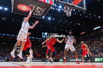 2024-10-24 - Roland Smit (Anadolu Efes Istanbul) - EA7 EMPORIO ARMANI MILANO VS ANADOLU EFES ISTANBUL - EUROLEAGUE - BASKETBALL