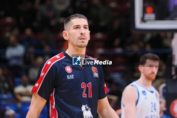 2024-10-24 - Diego Flaccadori (EA7 Emporio Armani Olimpia Milano) - EA7 EMPORIO ARMANI MILANO VS ANADOLU EFES ISTANBUL - EUROLEAGUE - BASKETBALL