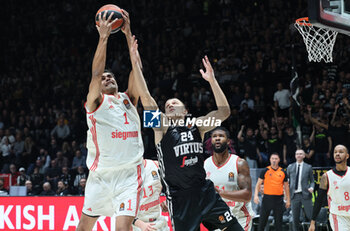 2024-10-29 - Oscar Da Silva (Bayern) in action thwarted by Andrejs Grazulis (Virtus Bologna) during the basketball Turkish Airlines Euroleague match between Virtus Segafredo Bologna and Bayern Monaco at the Unipol Arena, Casalecchio (Bologna), Italy, October 29, 2024 - photo: Michele Nucci - SEGAFREDO VIRTUS BOLOGNA VS BAYERN MUNICH - EUROLEAGUE - BASKETBALL