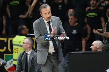 2024-10-29 - Luca Banchi, head coach of Virtus Bologna during the basketball Turkish Airlines Euroleague match between Virtus Segafredo Bologna and Bayern Monaco at the Unipol Arena, Casalecchio (Bologna), Italy, October 29, 2024 - photo: Michele Nucci - SEGAFREDO VIRTUS BOLOGNA VS BAYERN MUNICH - EUROLEAGUE - BASKETBALL