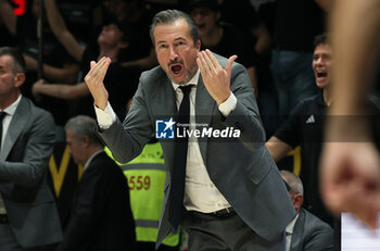 2024-10-29 - Luca Banchi, head coach of Virtus Bologna during the basketball Turkish Airlines Euroleague match between Virtus Segafredo Bologna and Bayern Monaco at the Unipol Arena, Casalecchio (Bologna), Italy, October 29, 2024 - photo: Michele Nucci - SEGAFREDO VIRTUS BOLOGNA VS BAYERN MUNICH - EUROLEAGUE - BASKETBALL