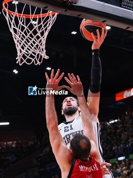 2024-10-31 - Tornike Shengelia (Virtus Segafredo Bologna) - EA7 EMPORIO ARMANI MILANO VS SEGAFREDO VIRTUS BOLOGNA - EUROLEAGUE - BASKETBALL