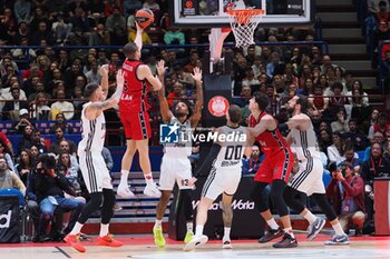 2024-10-31 - Fabien Causeur (EA7 Emporio Armani Olimpia Milano) - EA7 EMPORIO ARMANI MILANO VS SEGAFREDO VIRTUS BOLOGNA - EUROLEAGUE - BASKETBALL