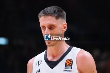 2024-10-31 - Achille Polonara (Virtus Segafredo Bologna) - EA7 EMPORIO ARMANI MILANO VS SEGAFREDO VIRTUS BOLOGNA - EUROLEAGUE - BASKETBALL