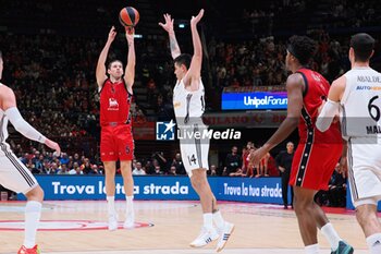 2024-11-07 - Fabien Causeur (EA7 Emporio Armani Olimpia Milano) - EA7 EMPORIO ARMANI MILANO VS REAL MADRID - EUROLEAGUE - BASKETBALL