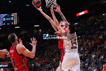 2024-11-07 - Leandro Bolmaro (EA7 Emporio Armani Olimpia Milano) & Gabriel Deck (Real Madrid) - EA7 EMPORIO ARMANI MILANO VS REAL MADRID - EUROLEAGUE - BASKETBALL