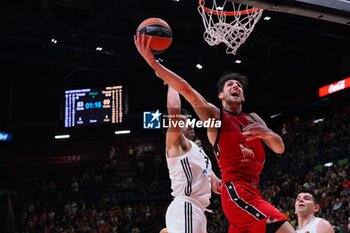 2024-11-07 - Leandro Bolmaro (EA7 Emporio Armani Olimpia Milano) & Facundo Campazzo (Real Madrid) - EA7 EMPORIO ARMANI MILANO VS REAL MADRID - EUROLEAGUE - BASKETBALL