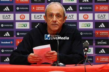 2024-11-07 - Ettore Messina, head coach EA7 Emporio Armani Olimpia Milano - EA7 EMPORIO ARMANI MILANO VS REAL MADRID - EUROLEAGUE - BASKETBALL