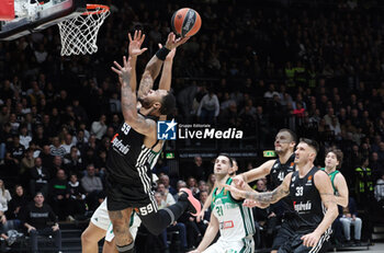 2024-11-15 - Rayjon Tucker (Virtus Bologna) during the basketball Turkish Airlines Euroleague match between Virtus Segafredo Bologna and Panathinaikos Aktor Athens at the Unipol Arena, Casalecchio (Bologna), Italy, November 15, 2024 - photo: Michele Nucci - SEGAFREDO VIRTUS BOLOGNA VS PANATHINAIKOS AKTOR ATHENS - EUROLEAGUE - BASKETBALL