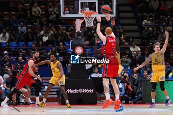 2024-11-21 - Nico Mannion (EA7 Emporio Armani Olimpia Milano) - EA7 EMPORIO ARMANI MILANO VS MACCABI PLAYTIKA TELAVIV - EUROLEAGUE - BASKETBALL