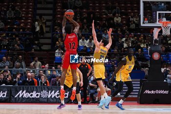 2024-11-21 - Armoni Brooks (EA7 Emporio Armani Olimpia Milano) - EA7 EMPORIO ARMANI MILANO VS MACCABI PLAYTIKA TELAVIV - EUROLEAGUE - BASKETBALL