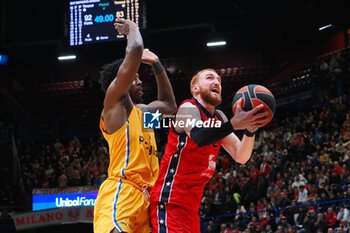 2024-11-21 - Nico Mannion (EA7 Emporio Armani Olimpia Milano) - EA7 EMPORIO ARMANI MILANO VS MACCABI PLAYTIKA TELAVIV - EUROLEAGUE - BASKETBALL