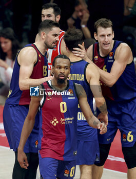 2024-10-18 - Tomas Satoransky, Kevin Punter, Jan Vesely Barcelona Basquet during the Turkish Airlines Euroleague basketball match between Crvena Zvezda Meridianbet Belgrade and FC Barcelona on 18 October 2024 at Belgrade Arena in Belgrade, Serbia - BASKETBALL - EUROLEAGUE - CRVENA ZVEZDA V FC BARCELONA - EUROLEAGUE - BASKETBALL