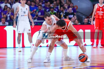 2024-10-24 - 24th October 2024; Wizink Center; Madrid, Spain; Turkish Airlines Euroleague Basketball; Spain, Real Madrid vs Crvena Zvezda; Mario Hezonja (Real Madrid) and Teodosic (Crvena)Euroleague Basketball Real Madrid v Crvena Zvezda 900/Cordon Press - EUROLEAGUE BASKETBALL REAL MADRID V CRVENA ZVEZDA - EUROLEAGUE - BASKETBALL