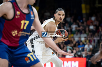 2024-10-25 - Neal Sako (Asvel Villeurbanne) in action during a EuroLeague match between Braca Basket and Asvel Villeurbanne at Palau Blaugrana in Barcelona, Barcelona, Spain, on October 25 2024. Photo by Felip Mondino / Panoramic - BARÇA BASKET - ASVEL VILLEURBANNE - EUROLEAGUE - BASKETBALL